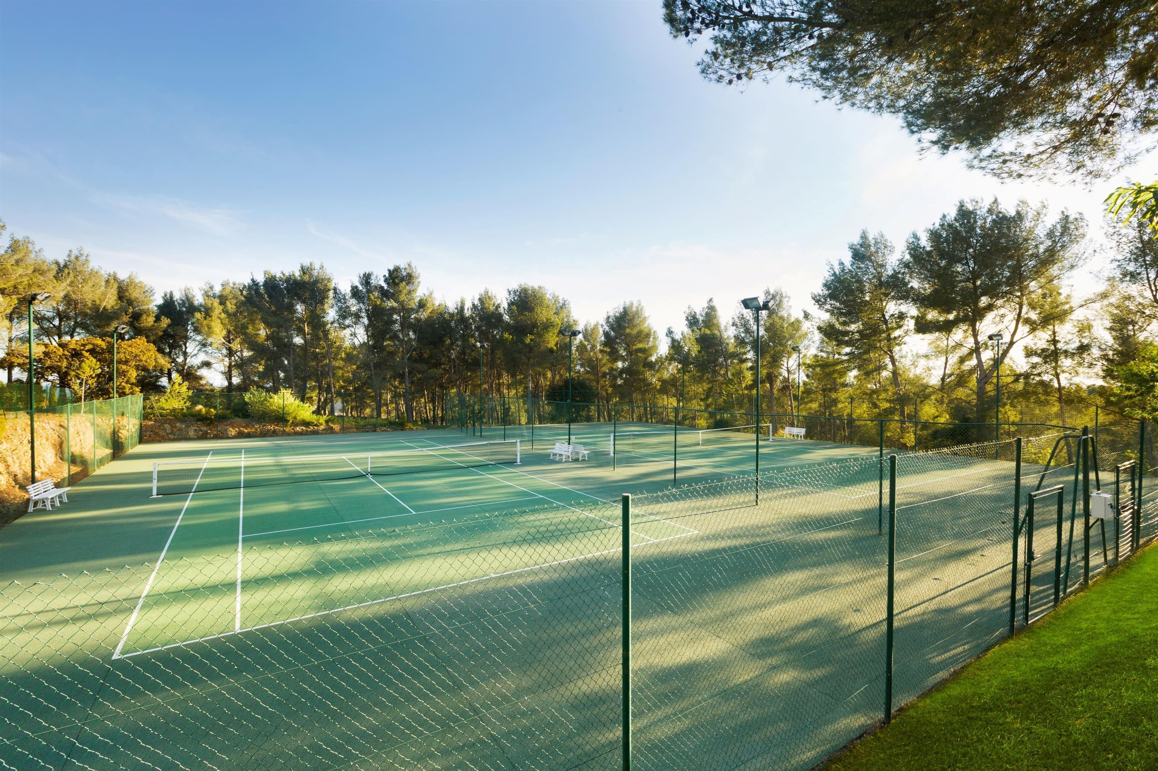 Отель Le Fregate Provence Сен-Сир-сюр-Мер Экстерьер фото